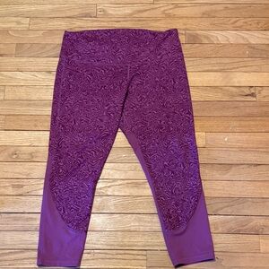 Under Armour Women's Black and Maroon Joggers